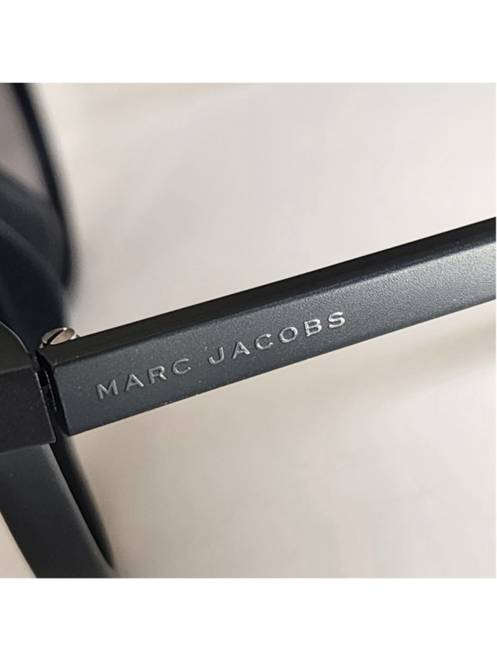MARC JACOBS 107/SDRDGY Black Round Unisex Sunglasses - Picture 7 of 7